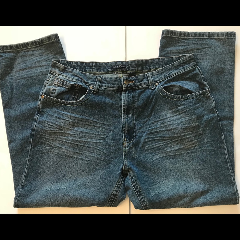 Men’s blue jean straight cut.